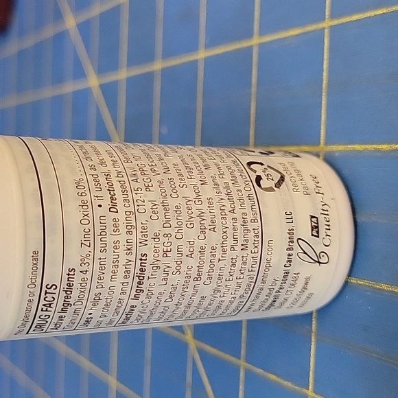 Hawaiian Tropic Mineral Tinted Facial Milk SPF 30 New in Bottle - Picture 2 of 3